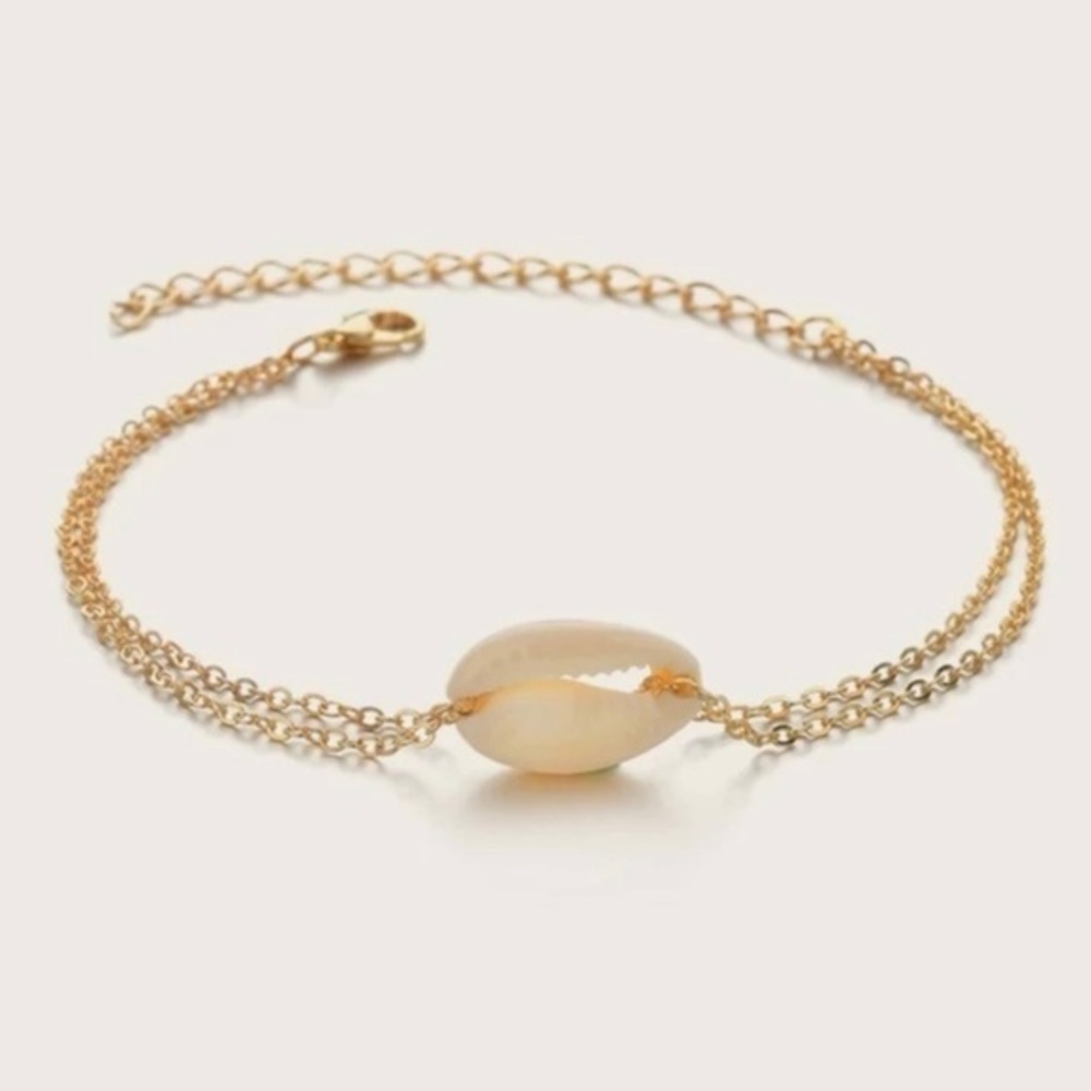3/$30 💛 Conch Shell Anklet - Picture 3 of 3
